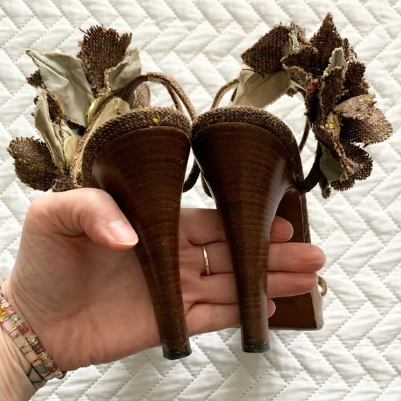 Dolce & Gabbana vintage tweed flower platform sandals heels, 7 - Picture 5 of 16